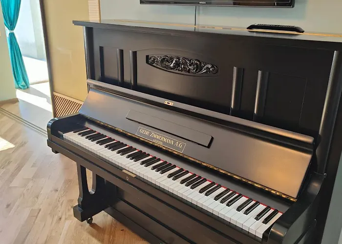 Self Check-in In The Heart Of